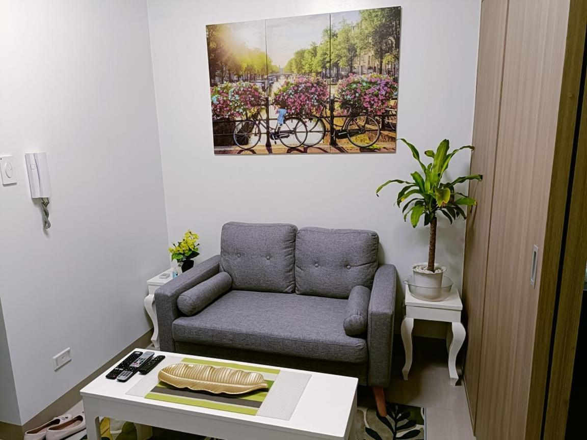 Home Away From Home Маніла Екстер'єр фото